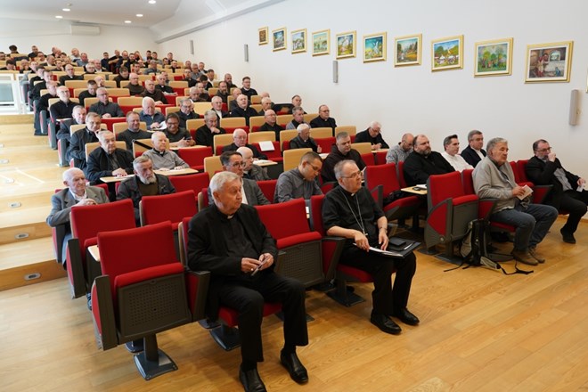 ​Održan susret svećenika Varaždinske biskupije o župnoj katehezi